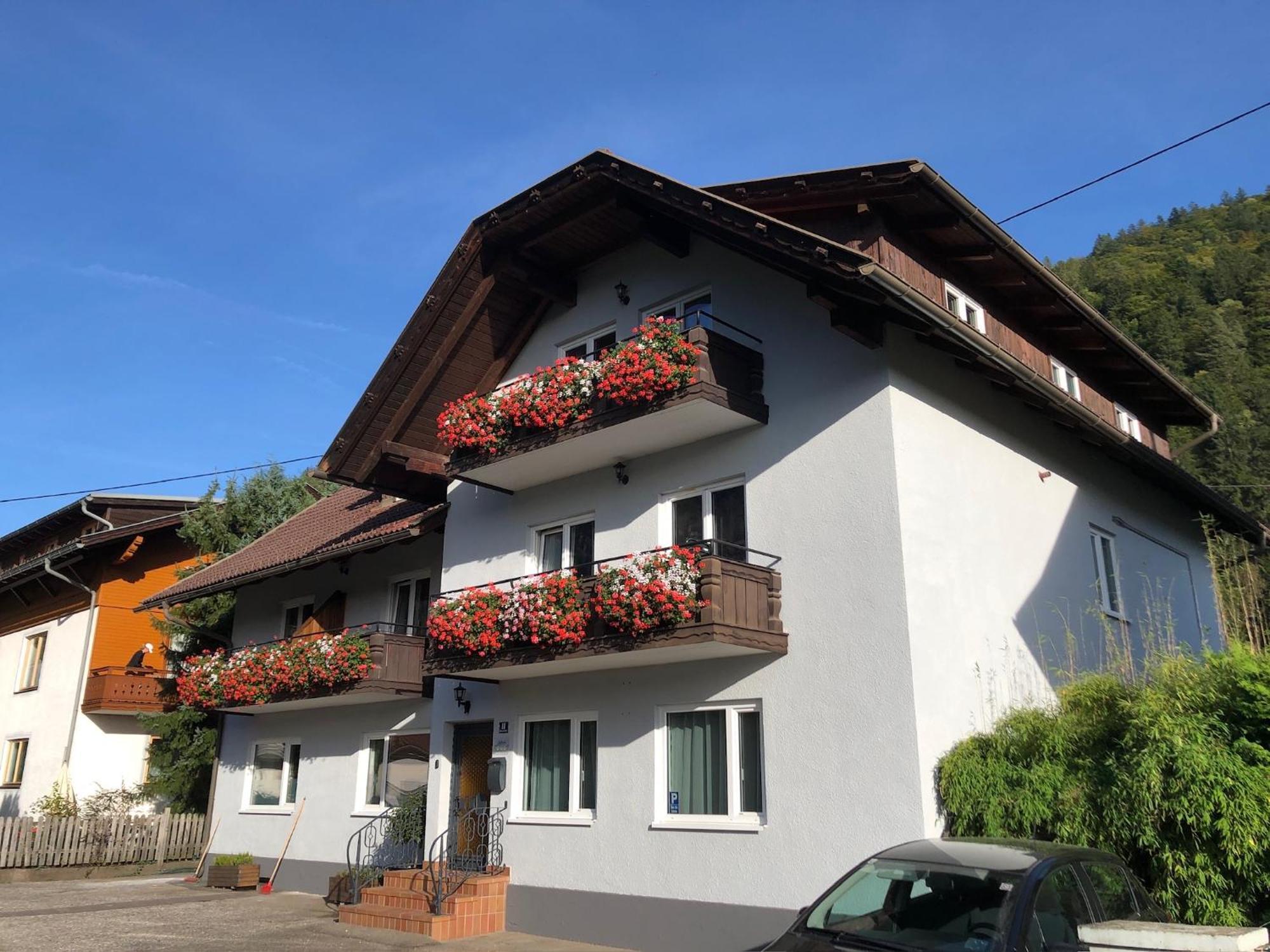 Appartement Zirbenduft Ferienhaus Fuenf Sinne Döbriach Exteriör bild
